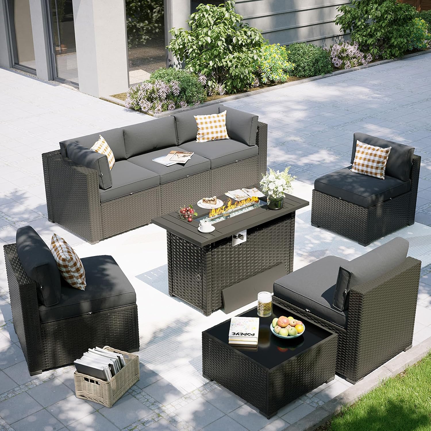 Outdoor Furniture With Fire Pit Table - Комплект садовой мебели с патио-столом для