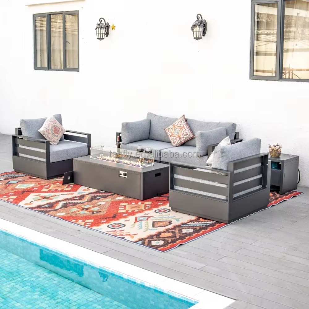 Outdoor Furniture With Fire Pit Table - Комплект уличной мебели для виллы и